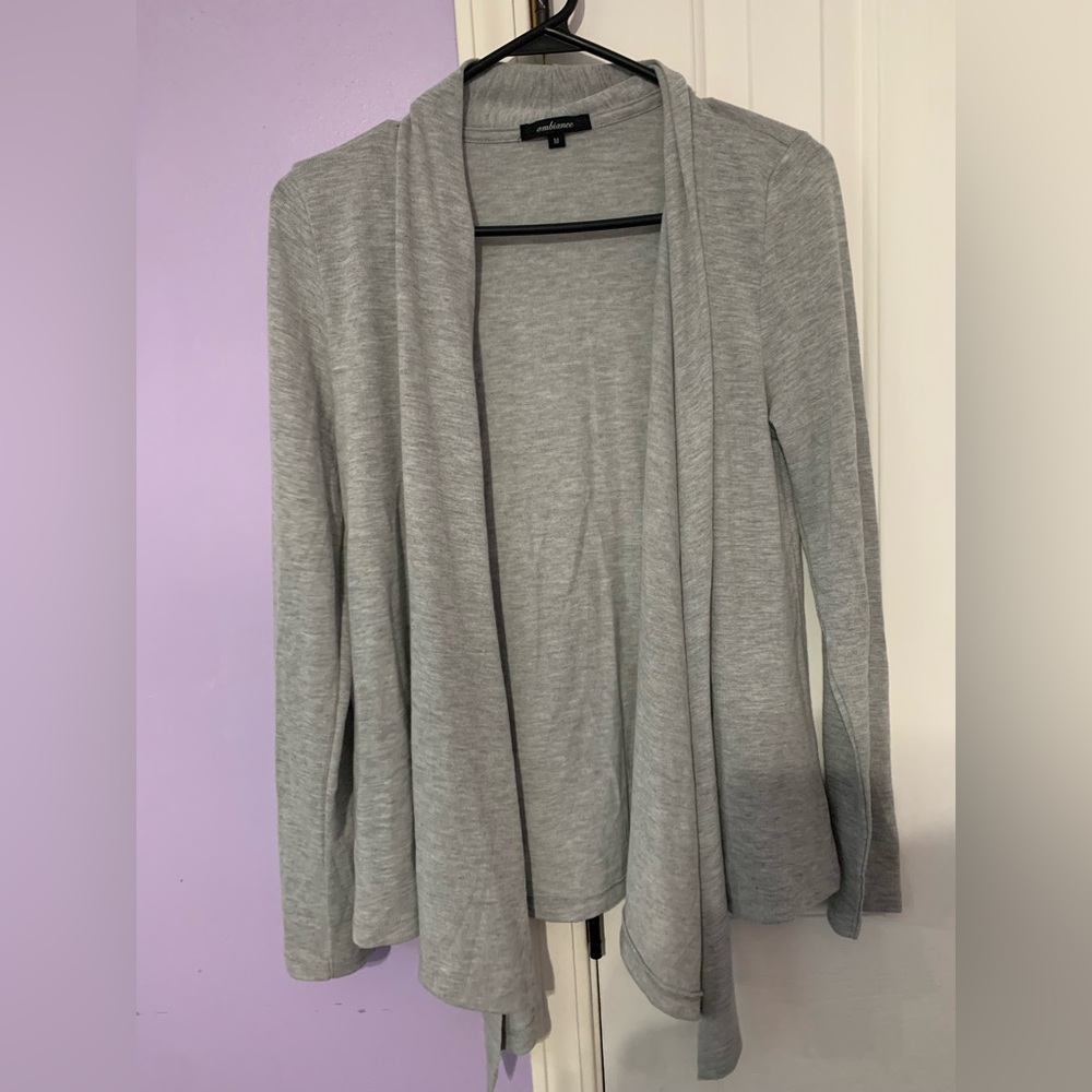 Ambiance, light grey cardigan in size M.